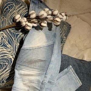 Skinny men’s jeans